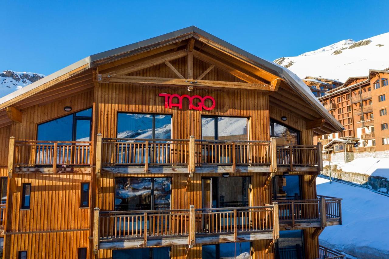 Langley Hotel Tango Валь-Торанс Экстерьер фото
