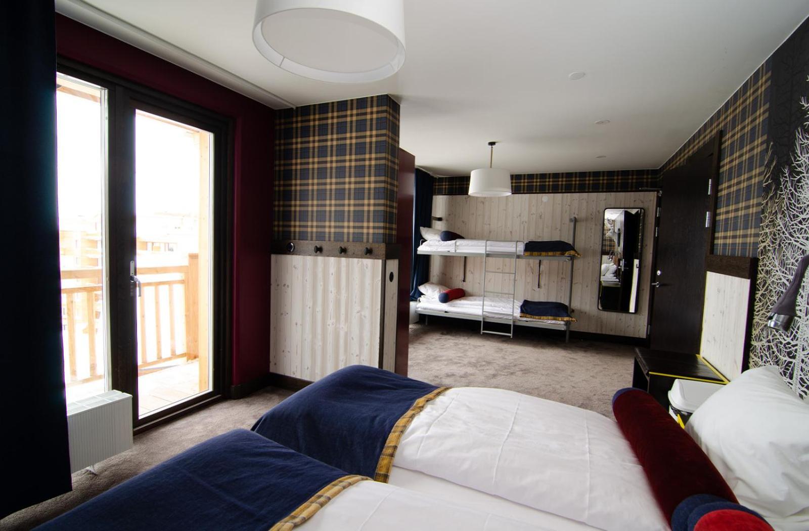 Langley Hotel Tango Валь-Торанс Экстерьер фото